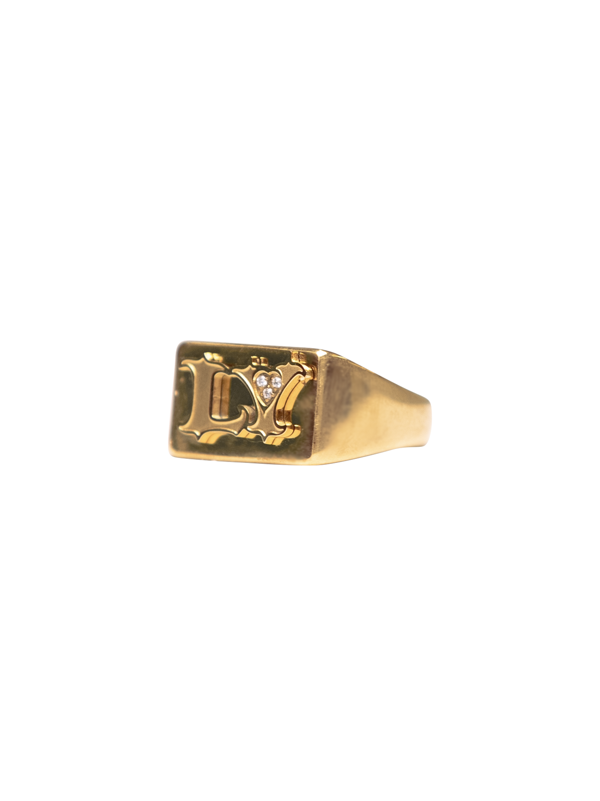 Lola Young - LY gold chunky ring