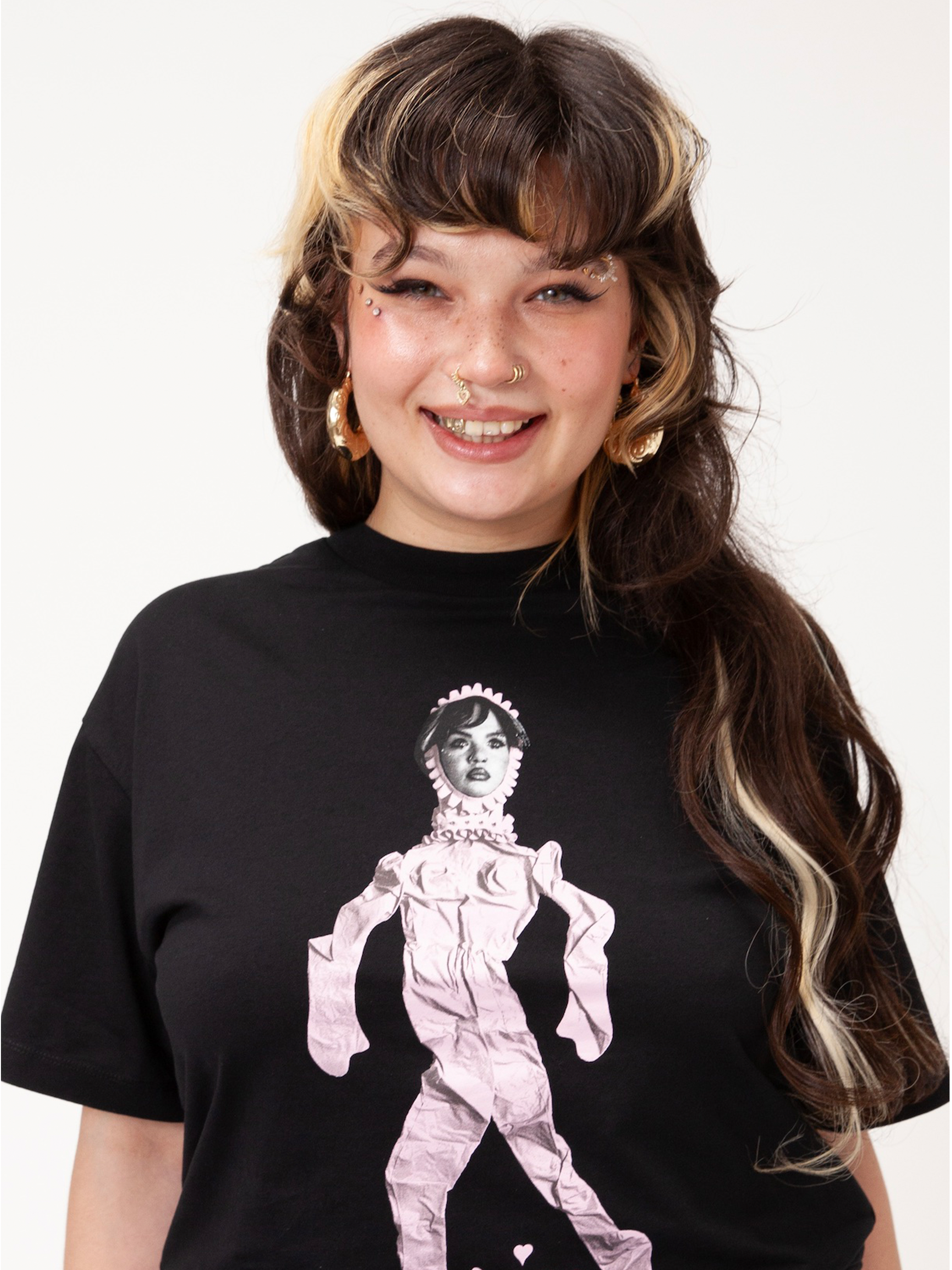 Lola Young - Aries x Lola Young Black Doll Print Tee